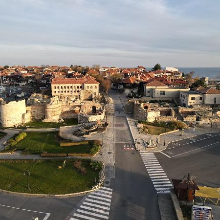 Family Hotel Lebed Nesebar Esterno foto