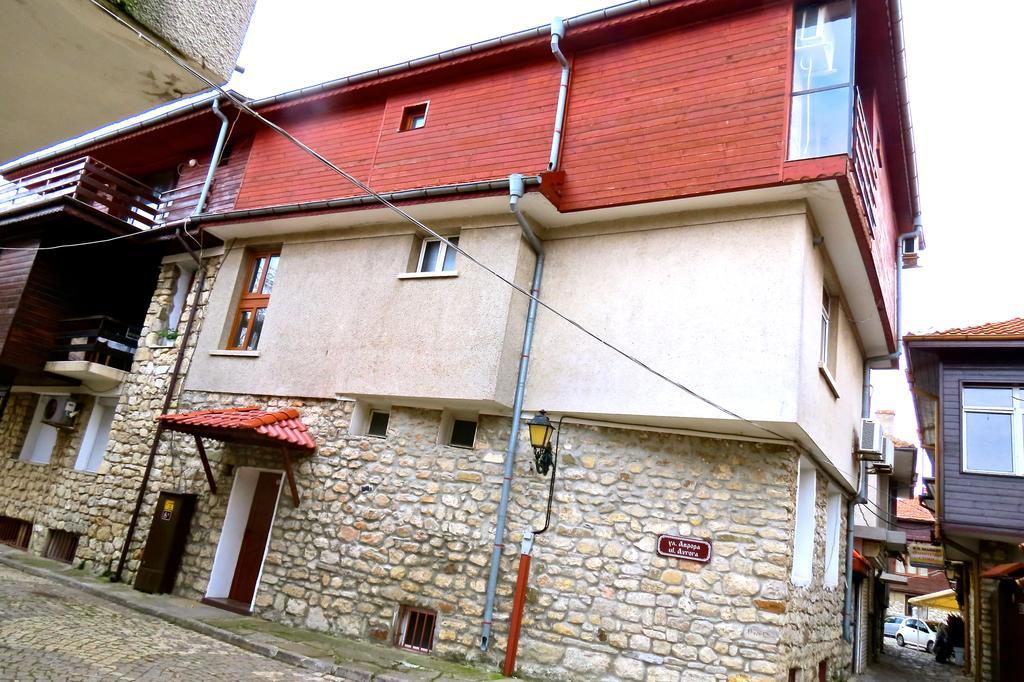 Family Hotel Lebed Nesebar Esterno foto